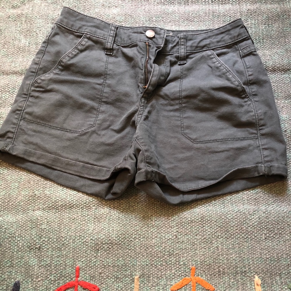 Mid Rise Cargo Shorts